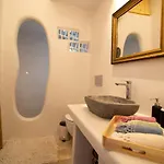 Quartano Paros * Naousa