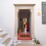 Quartano Paros Naousa