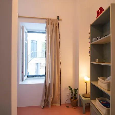 Quartano Paros * Naousa
