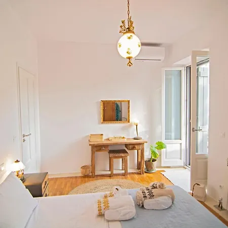 Quartano Paros Naoussa