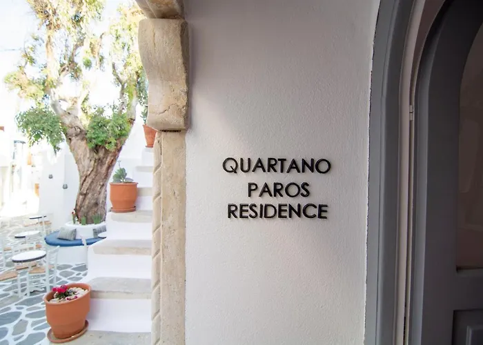 Quartano Paros Apartman *