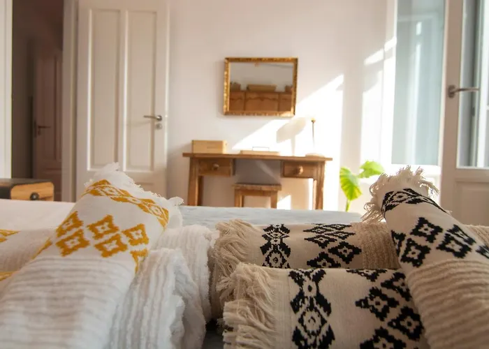 Quartano Paros Apartman *