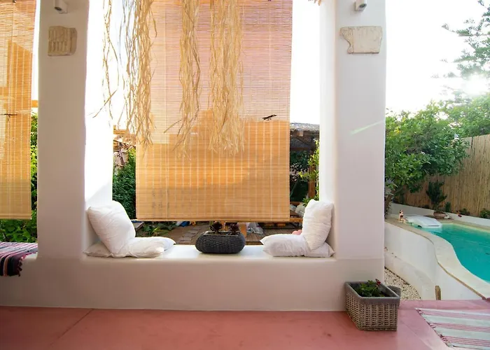 Quartano Paros * Naousa