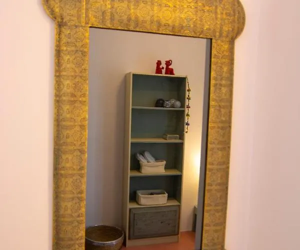 Quartano Paros Náusza