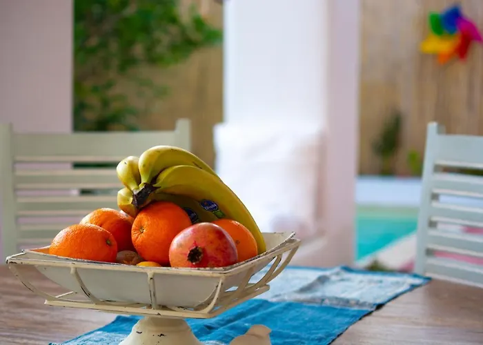 Quartano Paros * Naousa